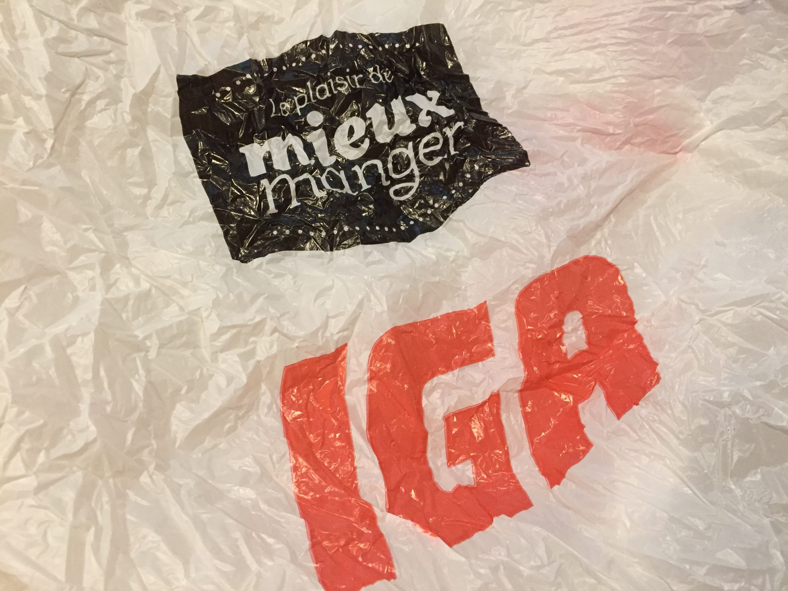 IGA retire les sacs de plastique usage unique de ses magasins